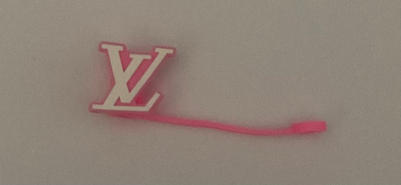 LV straw topper